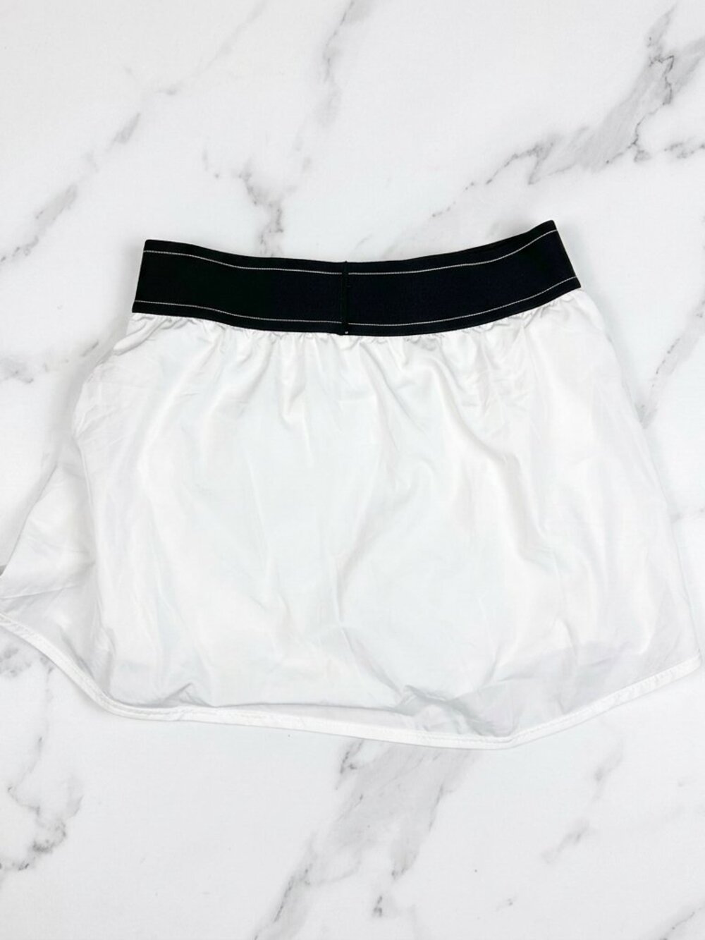 Alo Yoga Match Point Tennis White Skirt - All Sizes - Picture 3 of 4